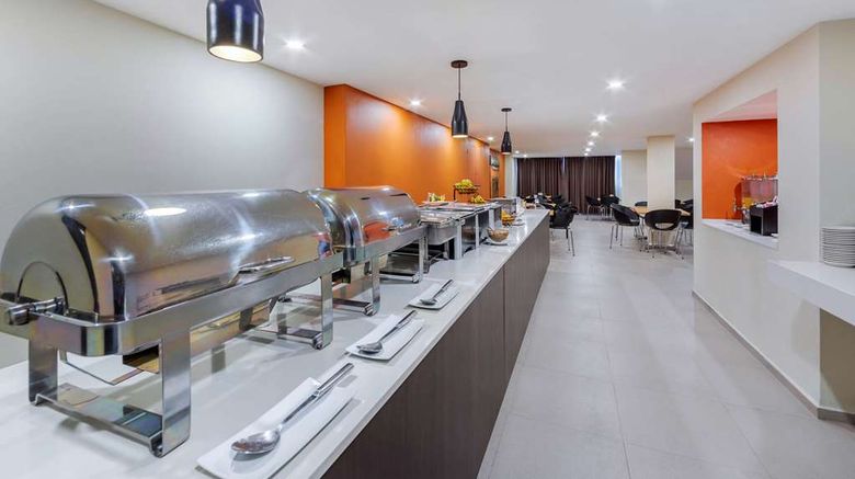 <b>Comfort Inn San Luis Potosi Restaurant</b>. Images powered by <a href="https://iceportal.shijigroup.com/" title="IcePortal" target="_blank">IcePortal</a>.
