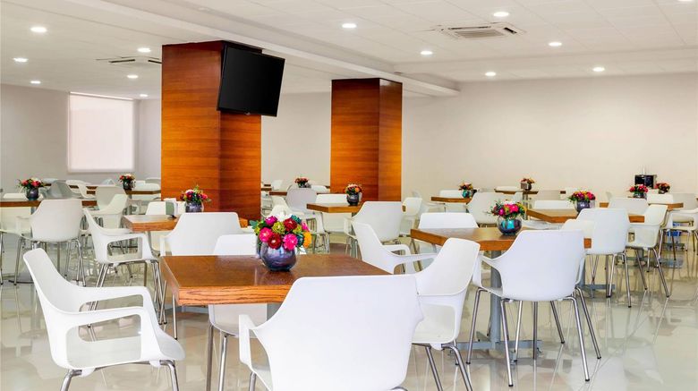 <b>Sleep Inn Mazatlan Restaurant</b>. Images powered by <a href="https://iceportal.shijigroup.com/" title="IcePortal" target="_blank">IcePortal</a>.