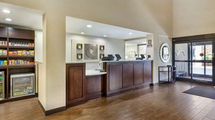 Comfort Suites Hanes Mall Lobby