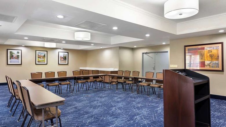 <b>Comfort Suites Hanes Mall Meeting</b>. Images powered by <a href="https://iceportal.shijigroup.com/" title="IcePortal" target="_blank">IcePortal</a>.