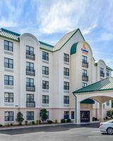 Comfort Suites Hanes Mall