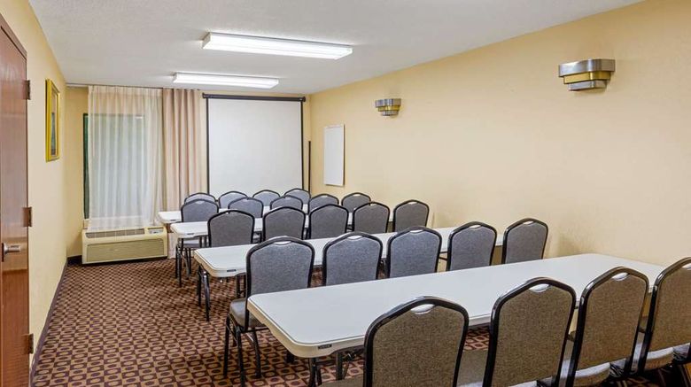 <b>Quality Inn near High Point University Meeting</b>. Images powered by <a href="https://iceportal.shijigroup.com/" title="IcePortal" target="_blank">IcePortal</a>.