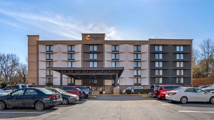 Comfort Inn Executive Park Exterior