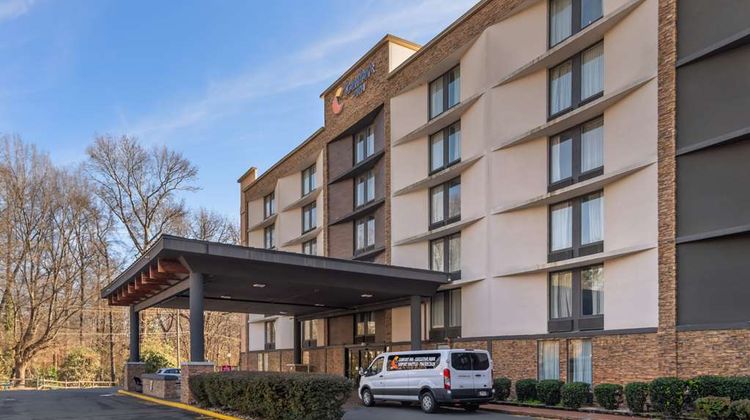 Comfort Inn Executive Park Exterior