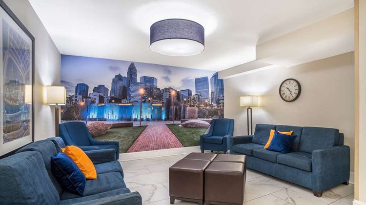 Comfort Inn Executive Park Lobby