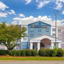 Comfort Suites