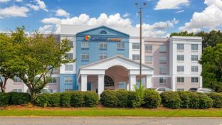 Comfort Suites