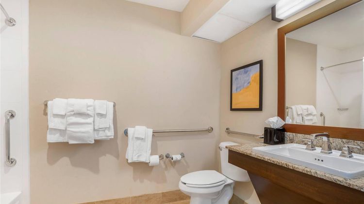 Comfort Suites Room