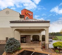 Comfort Inn North of Asheville Exterior