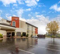Comfort Inn North of Asheville Exterior