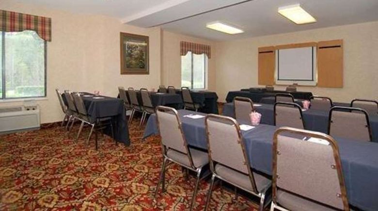 <b>Sleep Inn Matthews Meeting</b>. Images powered by <a href="https://iceportal.shijigroup.com/" title="IcePortal" target="_blank">IcePortal</a>.