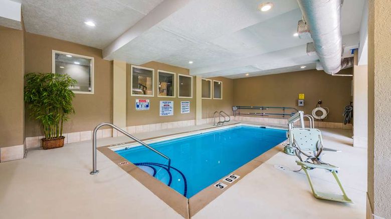 <b>Sleep Inn Pool</b>. Images powered by <a href="https://iceportal.shijigroup.com/" title="IcePortal" target="_blank">IcePortal</a>.