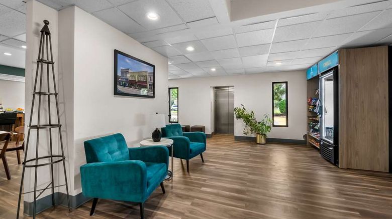 <b>Clarion Pointe Apex Holly Springs Lobby</b>. Images powered by <a href="https://iceportal.shijigroup.com/" title="IcePortal" target="_blank">IcePortal</a>.