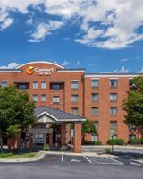Comfort Suites