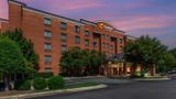 Comfort Suites Exterior