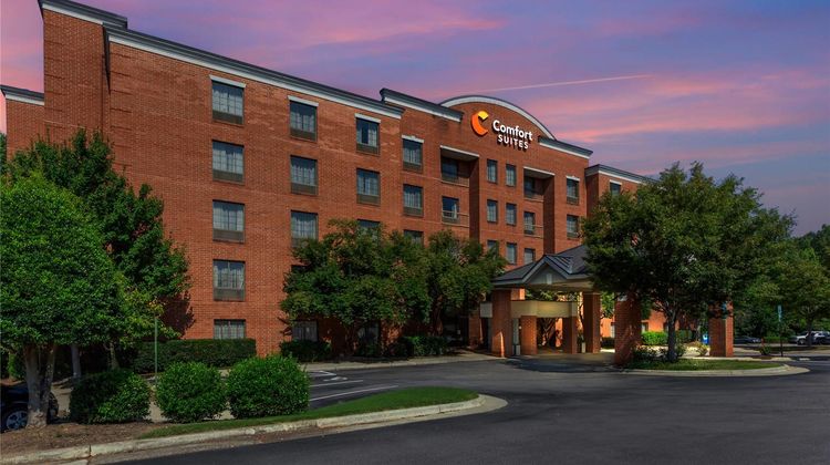 Comfort Suites Exterior
