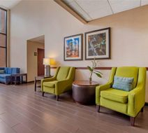 Comfort Suites Lobby