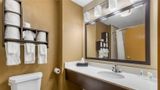 Comfort Suites Room