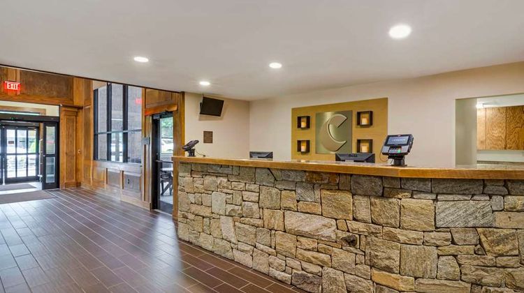 Comfort Suites Boone Lobby