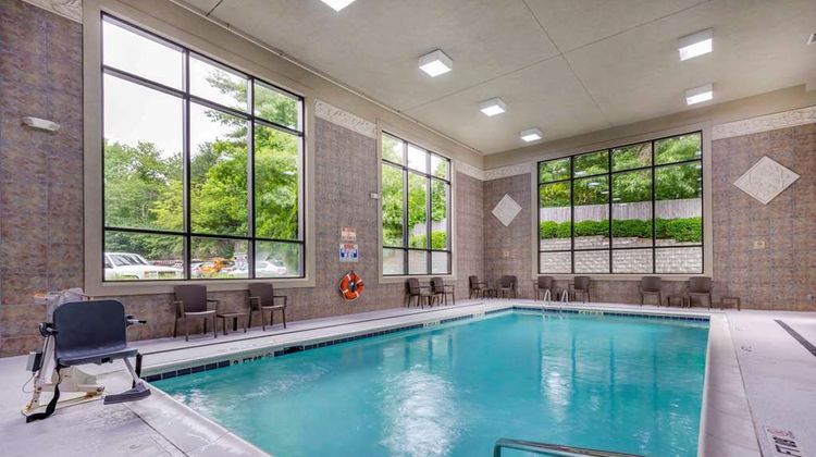 Comfort Suites Boone Pool