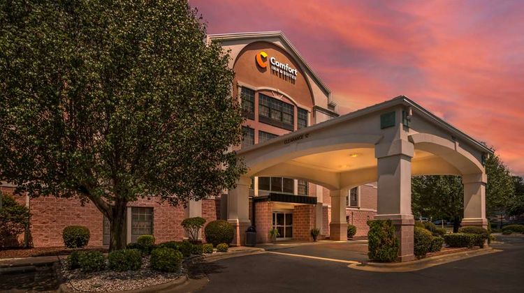 Comfort Inn and Suites Cornelius Lake Norman Exterior