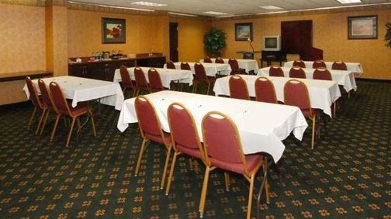 <b>Quality Inn & Suites of Tarboro Meeting</b>. Images powered by <a href="https://iceportal.shijigroup.com/" title="IcePortal" target="_blank">IcePortal</a>.