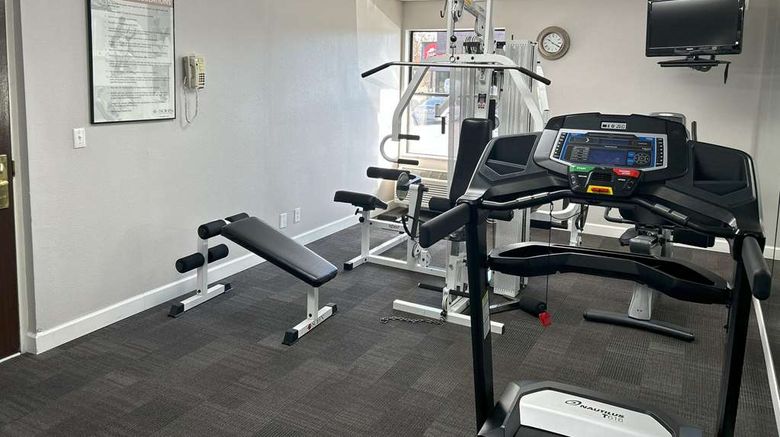 <b>Quality Inn & Suites of Tarboro Health</b>. Images powered by <a href="https://iceportal.shijigroup.com/" title="IcePortal" target="_blank">IcePortal</a>.