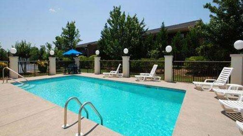 <b>Quality Inn & Suites of Tarboro Pool</b>. Images powered by <a href="https://iceportal.shijigroup.com/" title="IcePortal" target="_blank">IcePortal</a>.