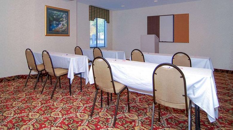 <b>Sleep Inn - Billy Graham Parkway Meeting</b>. Images powered by <a href="https://iceportal.shijigroup.com/" title="IcePortal" target="_blank">IcePortal</a>.