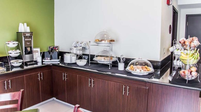 <b>Sleep Inn - Billy Graham Parkway Restaurant</b>. Images powered by <a href="https://iceportal.shijigroup.com/" title="IcePortal" target="_blank">IcePortal</a>.