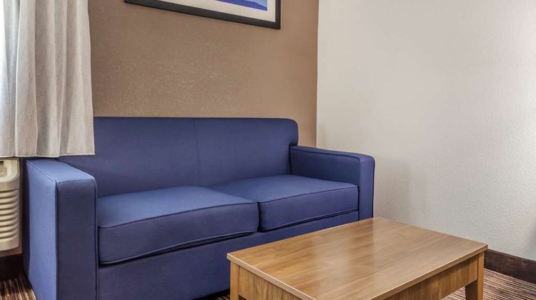 Quality Inn Room