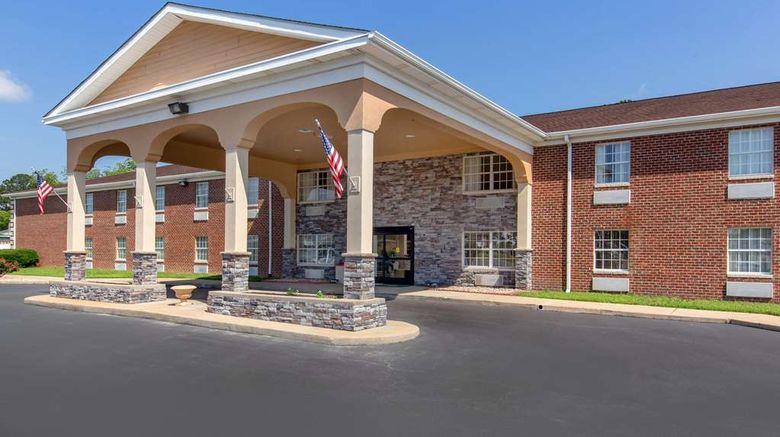 Quality Inn Williamston Exterior. Images powered by <a href="https://iceportal.shijigroup.com" target="_blank" rel="noopener">Ice Portal</a>.