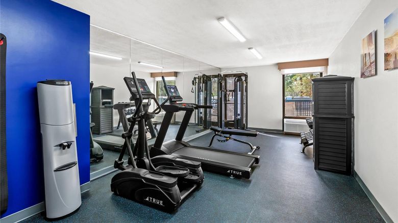 <b>Comfort Inn Laurinburg Health</b>. Images powered by <a href="https://iceportal.shijigroup.com/" title="IcePortal" target="_blank">IcePortal</a>.