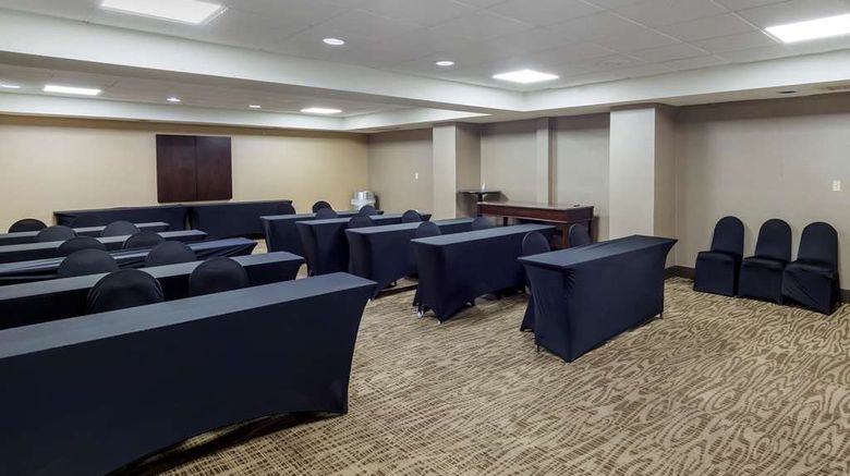 <b>Comfort Inn University Meeting</b>. Images powered by <a href="https://iceportal.shijigroup.com/" title="IcePortal" target="_blank">IcePortal</a>.