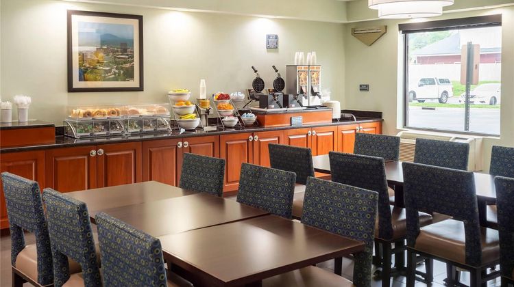 Comfort Suites Biltmore Mall Restaurant