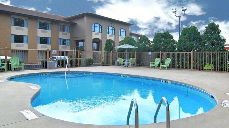 <b>Quality Inn Lincolnton Pool</b>. Images powered by <a href="https://iceportal.shijigroup.com/" title="IcePortal" target="_blank">IcePortal</a>.