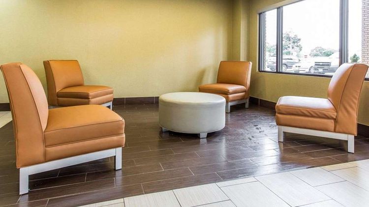 Quality Inn Lincolnton Lobby
