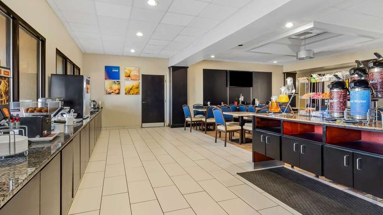 Comfort Suites Lumberton North Restaurant