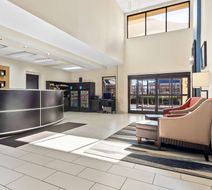 Comfort Suites Lumberton North Lobby