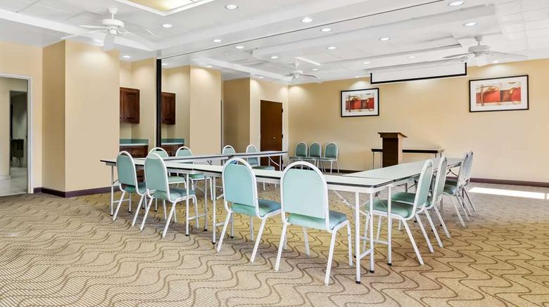 <b>Comfort Suites Lumberton North Meeting</b>. Images powered by <a href="https://iceportal.shijigroup.com/" title="IcePortal" target="_blank">IcePortal</a>.