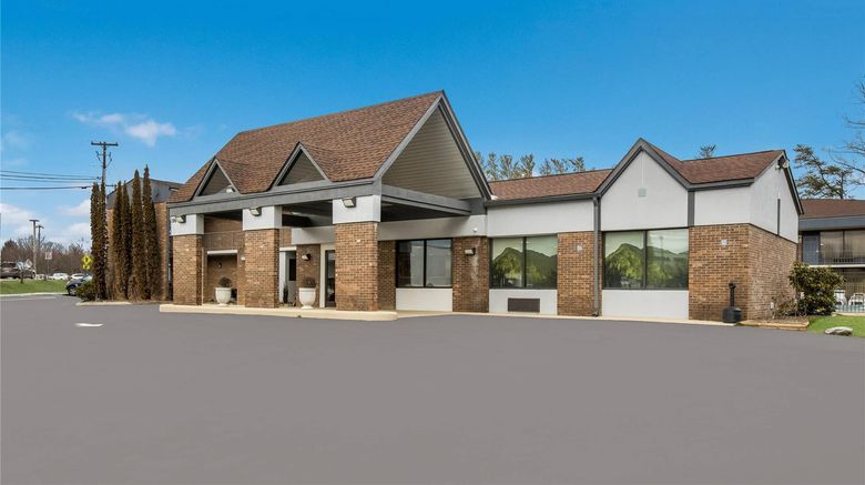 Quality Inn Asheville Airport Exterior. Images powered by <a href="https://iceportal.shijigroup.com" target="_blank" rel="noopener">Ice Portal</a>.
