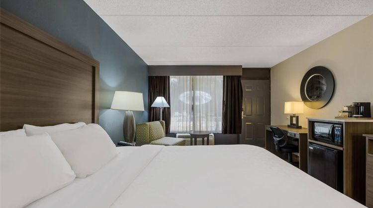 Quality Inn Asheville Airport Room
