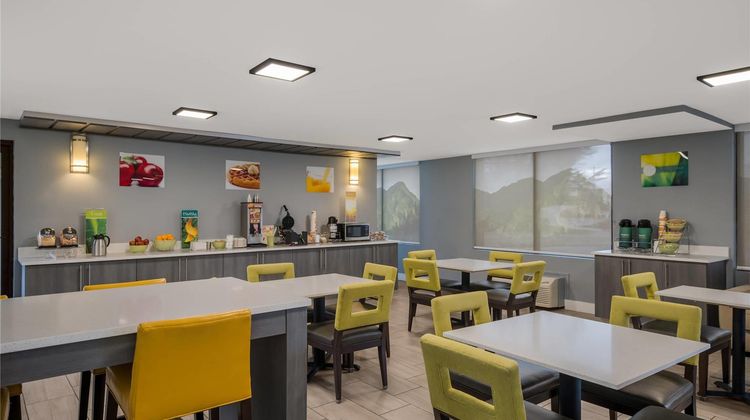 Quality Inn Asheville Airport Restaurant
