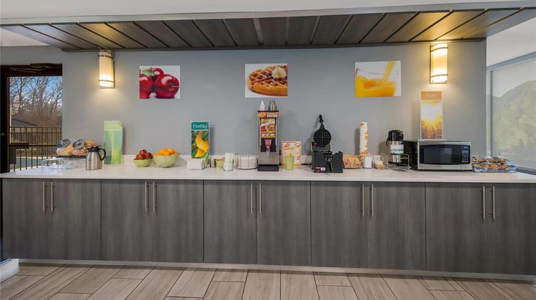 Quality Inn Asheville Airport Restaurant