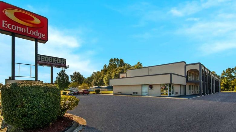 Econo Lodge Goldsboro Exterior. Images powered by <a href="https://iceportal.shijigroup.com" target="_blank" rel="noopener">Ice Portal</a>.
