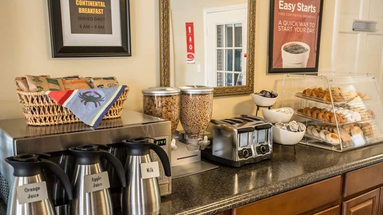 Econo Lodge Crystal Coast Restaurant