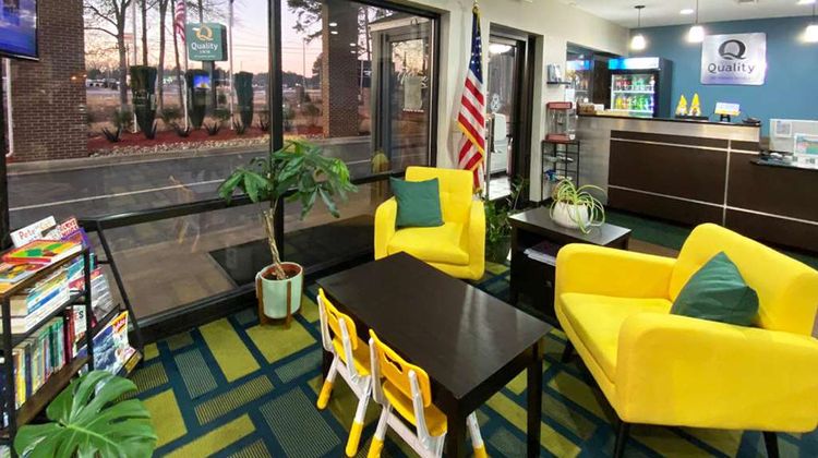 Quality Inn Kenly Lobby