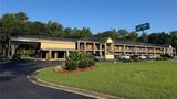 <b>Quality Inn Kenly Exterior</b>. Images powered by <a href="https://iceportal.shijigroup.com/" title="IcePortal" target="_blank">IcePortal</a>.