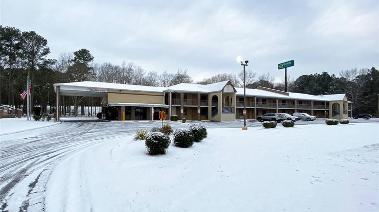 <b>Quality Inn Kenly Exterior</b>. Images powered by <a href="https://iceportal.shijigroup.com/" title="IcePortal" target="_blank">IcePortal</a>.