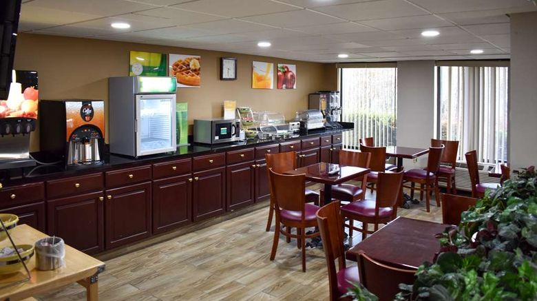 <b>Quality Inn Reidsville Restaurant</b>. Images powered by <a href="https://iceportal.shijigroup.com/" title="IcePortal" target="_blank">IcePortal</a>.